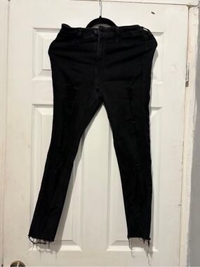 Hollister Black Distressed Skinny Jeans
